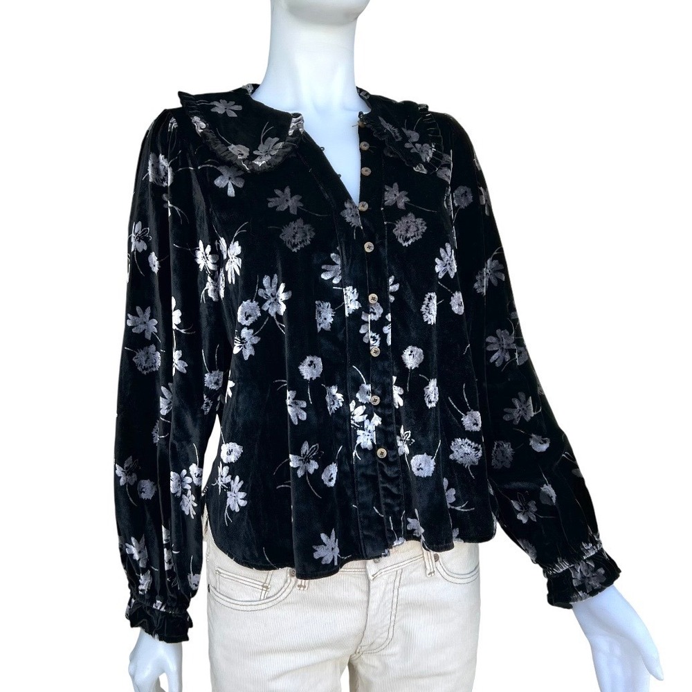 Pilcro Anthropologie Keira Velvet Burnout Blouse Black Witchy Peter Pan Collar M - Picture 15 of 17